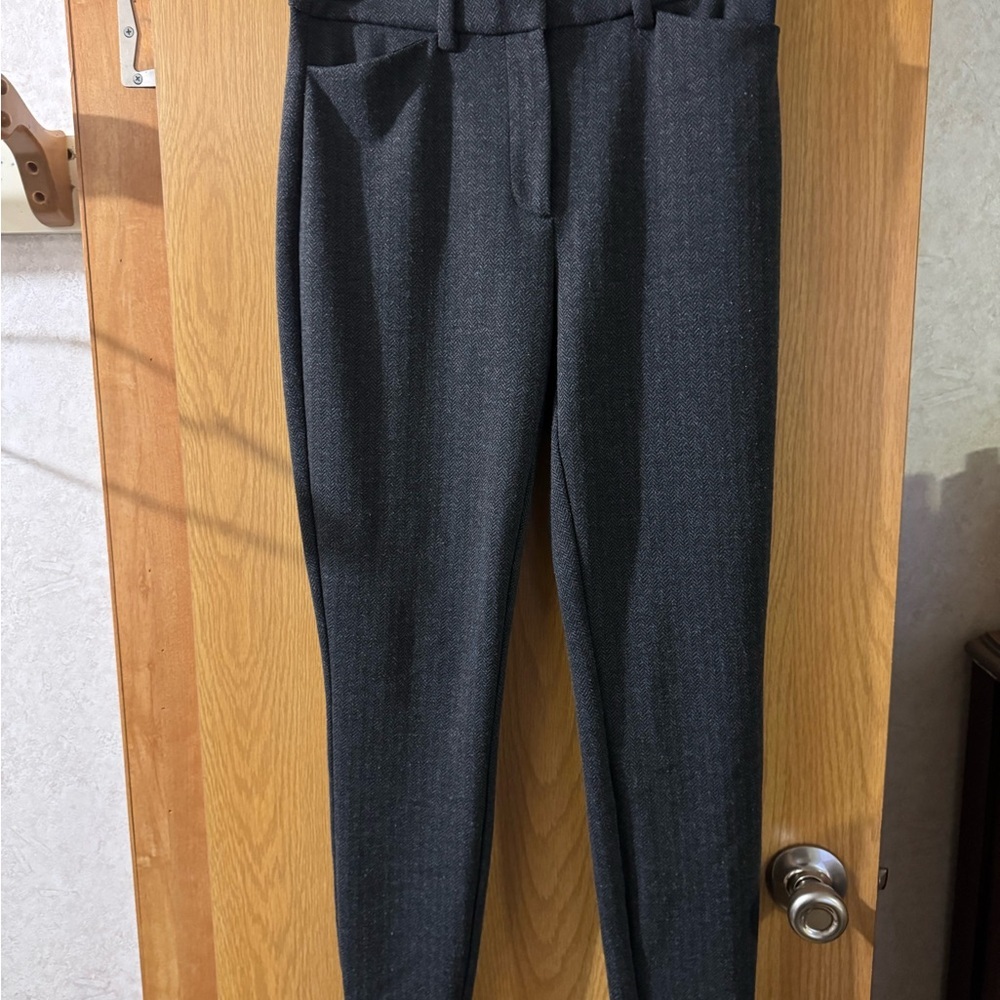 Maurice’s Herringbone Ponte Skinny Pants Gray Size‎ Small